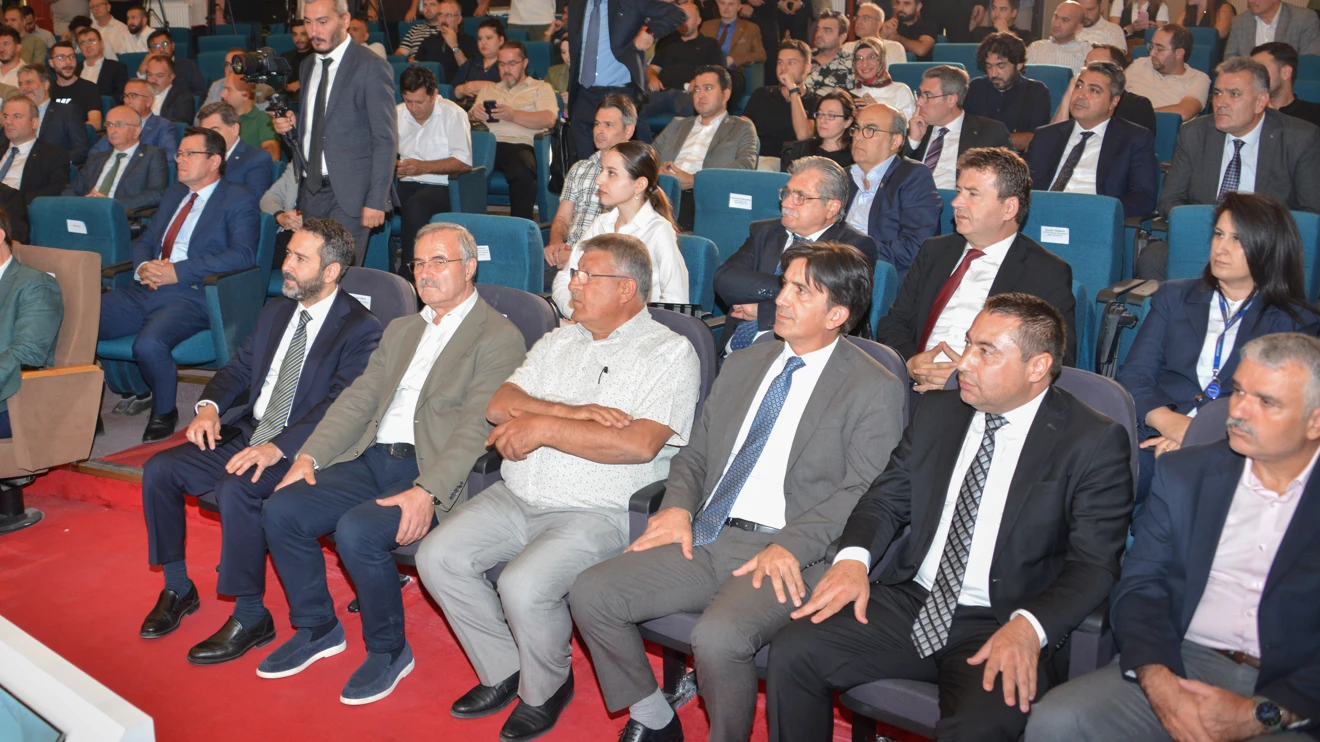 Konya’da 4.Sanayide Yeşil Dönüşüm ve Sürdürülebilirlik Zirvesi yapıldı